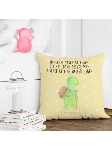 Mr. & Mrs. Panda Dekokissen Schildkröte Wanderer mit Spruch in Gelb Pastell