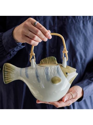 Bloomingville Teekanne WRENNA FISCH mit Teesieb 800 ml