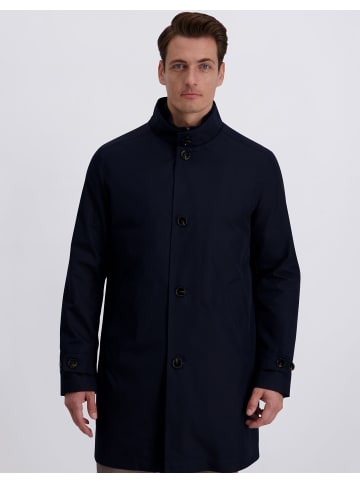 Pierre Cardin Mantel in Salute