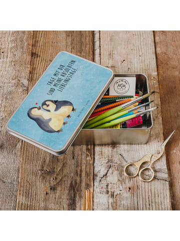 Mr. & Mrs. Panda Aufbewahrungsbox Pinguin umarmen mit Spruch in Eisblau