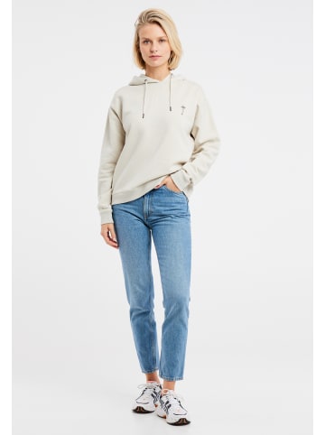 Protest " PRTKAIKOURA in Kitoffwhite