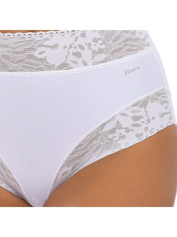 Janira Pantys in White