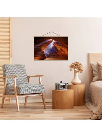 WALLART Stoffbild mit Posterleisten - Lichtspiel im Antelope Canyon in Orange