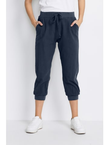 Kaffe Caprihose Naya Regular fit in Midnight Marine