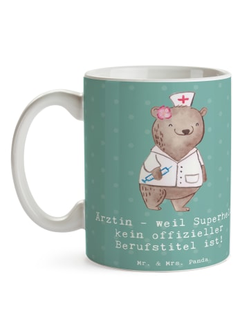 Mr. & Mrs. Panda Trinkbecher Ärztin Superheld mit Spruch in Meeresbrise
