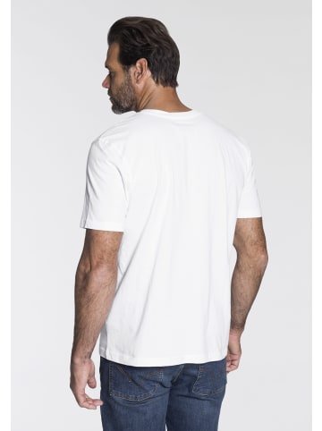 Man's World V-Shirt in weiß