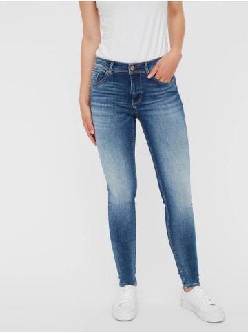 Vero Moda Jeans in Medium Blue Denim