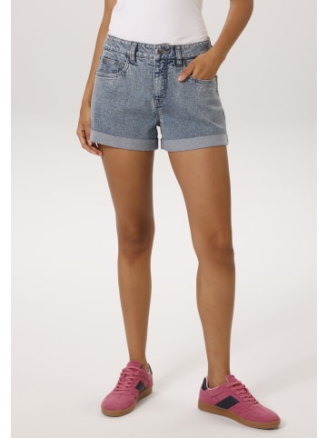 Aniston CASUAL Shorts in hellblau used
