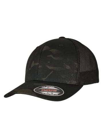  Flexfit Trucker in multicam black