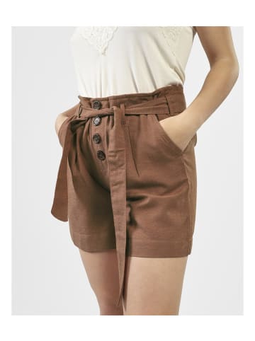 ONLY Shorts in Braun