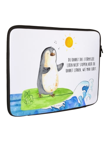 Mr. & Mrs. Panda Notebook Tasche Pinguin Surfer mit Spruch in Weiß