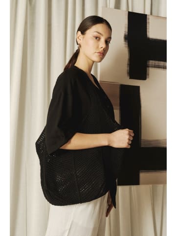 KOROSHI Mitteltechnische Crossbody-Tasche Basic in Schwarz