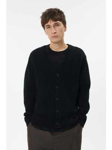 Matinique Strickjacke MAalpin Gerade Passform in Black