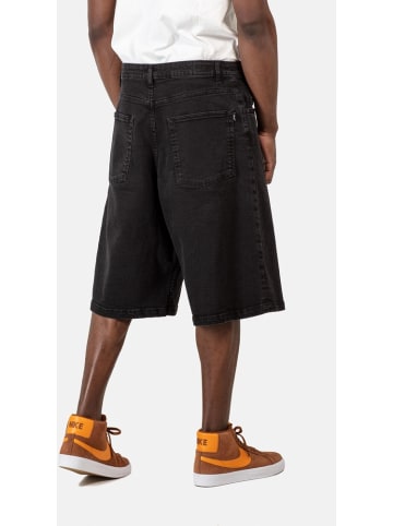 Reell Short "Belmont Short" in Schwarz