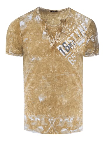 Rusty Neal V-Neck T-Shirt Verwaschen mit Seitlichem Logo Print in Camel