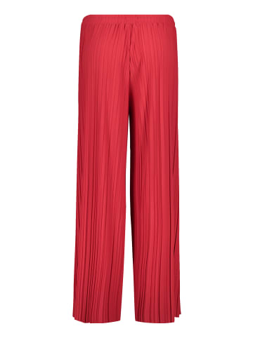 BETTY & CO Stretch-Hose mit Plissee in Dunkelrot