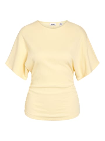 Noisy may T-Shirt in Pastel Yellow1