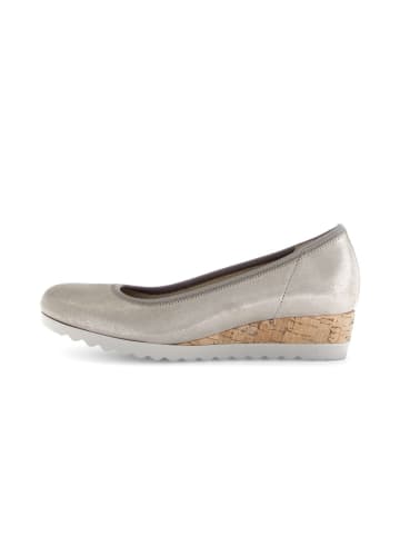 Gabor Keilpumps in beige