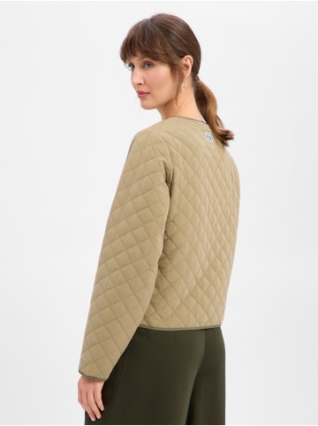 Noisy may Jacke NMHarper in schilf