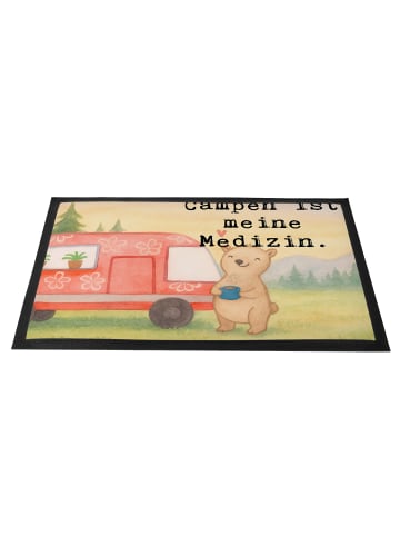 Mr. & Mrs. Panda Bodenvorleger Bär Camper Design mit Spruch in Weiß