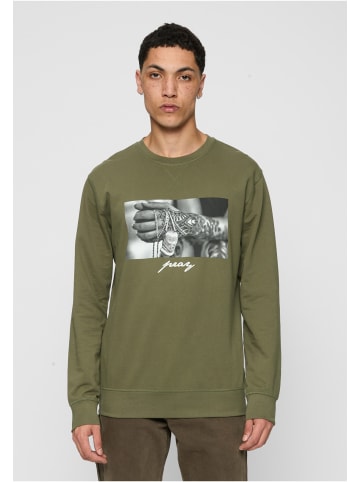 Mister Tee Sweater in olive