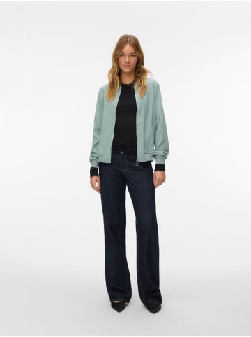 Vero Moda Mantel in Gray Mist