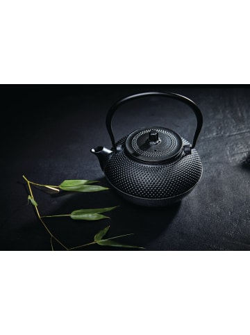 Lumaland Teekanne Gusseisen 1400ml schwarz mit Bambuslöffel & Sieb Schwarz