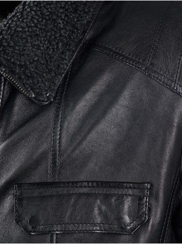 JCC Ledermantel 41607 in schwarz