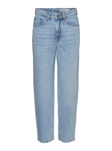 Vero Moda Mom Jeans in Light Blue Denim