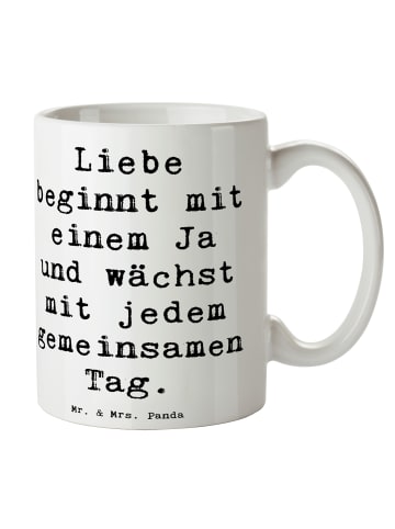 Mr. & Mrs. Panda Tasse Hochzeit Liebe mit Spruch in Weiß