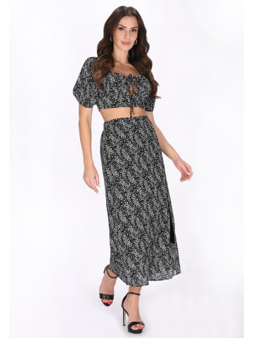 faina Women Skirt in black