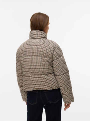 Vero Moda Jacke in Emperador