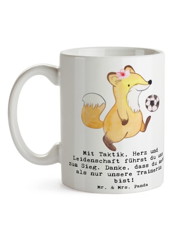 Mr. & Mrs. Panda Tasse Fussball Trainerin mit Spruch in Weiß