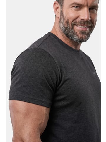 Men Plus Kurzarm T-Shirt in schwarz