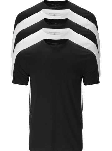 Endurance T-Shirt Rabby in 1001 Black