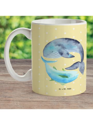 Mr. & Mrs. Panda Kindertasse Walfisch Thunfisch ohne Spruch in Gelb Pastell