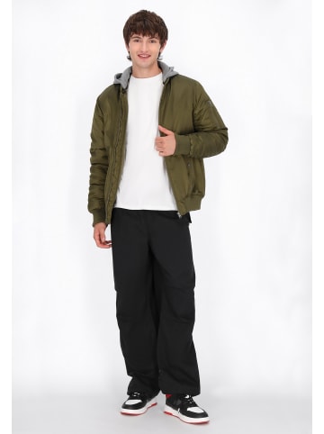 MO Jacket in olive