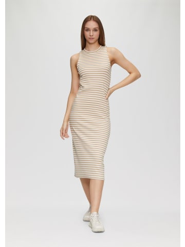 QS Kleid in 83G0_beige