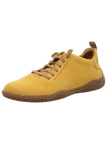 Josef Seibel in gelb