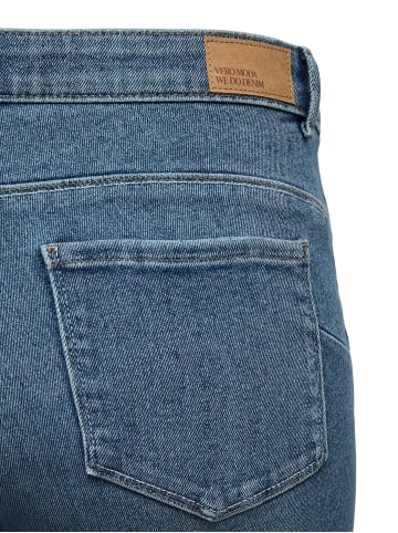Vero Moda Skinny Jeans in Medium Blue Denim