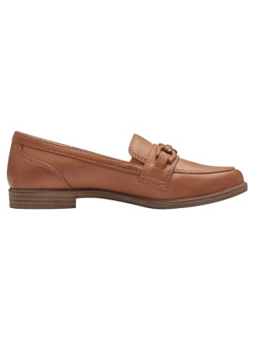 Jana Slipper in TAN