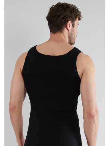 Götzburg Tank-Top 4Er Pack Nürnberg in schwarz-dunkel-uni