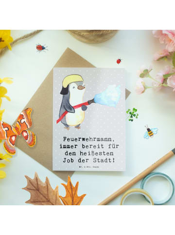 Mr. & Mrs. Panda babykarte Feuerwehrmann Held mit Spruch in Grau Pastell