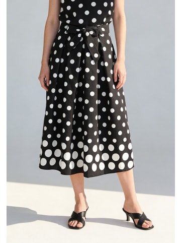 More & More süßer, ausgestellter Maxi-Punkterock in various dots print