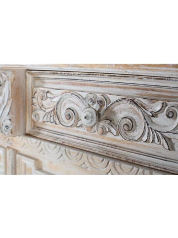 Giner y Colomer Sideboard mit 4 Schubladen und 4 Türen aus Mangoholz in White