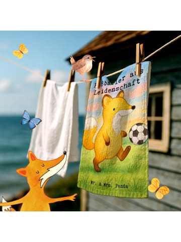 Mr. & Mrs. Panda Handtuch Fußballer Leidenschaft Design mit Spruch in Weiß