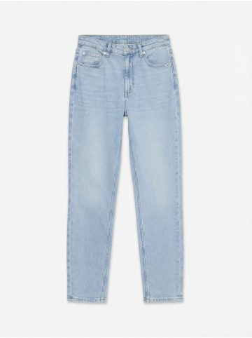 Vero Moda Mom Jeans in Light Blue Denim
