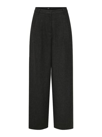 JDY Hose in Black