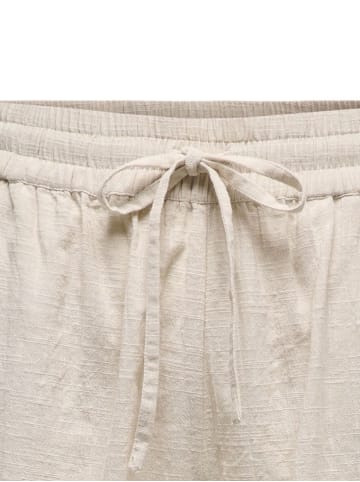 ONLY Kurze lockere Freizeithose mit Gürtel in Beige-2