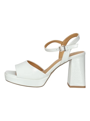 Mustang Sandalen in Ivory